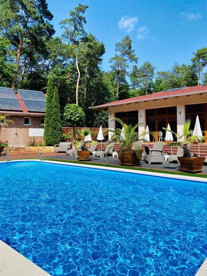 Fenyves Szalloda Es Konferencia-koezpont Hotel 4*